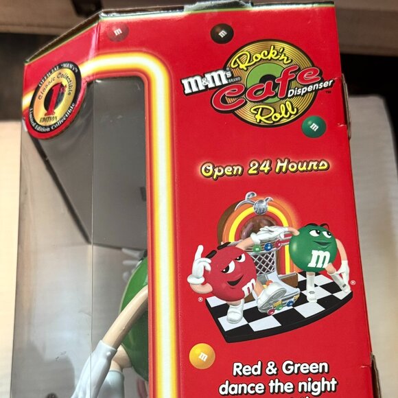 M&M's ROCK'N ROLL CAFE DISPENSER Candy M&M Red & Green Characters Minty! 1st ed. - Picture 5 of 13